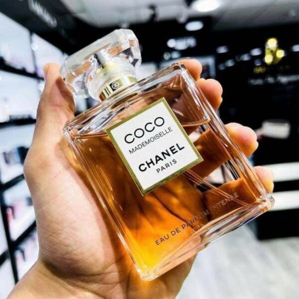 ⁦عطر COCO MADEMOISELLE من شانيل للنساء⁩ - الصورة ⁦5⁩